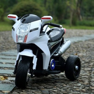 Мотоцикл детский FT-6288 :
- мягкие колеса EVA
- ключ зажигания
- аккумулятор. . фото 3