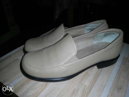 Продам супермодные туфли-лоферы "K softees"  от Clarks.По стельке длина 23,5 см.. . фото 3