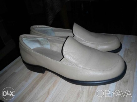 Продам супермодные туфли-лоферы "K softees"  от Clarks.По стельке длина 23,5 см.. . фото 1