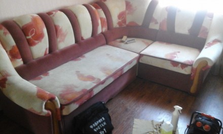 Чистка и химчистка кожаной мебели –диванов, кресел, стульев, а также напольных п. . фото 3