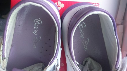 Продам НОВЫЕ очень красивые, нарядные туфельки для девочки Buddy Dog.

Размер . . фото 8
