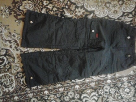 Зимние брюки (штаны) на возраст 9-10 лет.
Утепленные, черные. Пояс для лучшего . . фото 1