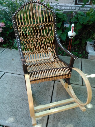 Кресло-качалка плетеное из лозы ручной работы, размеры: длина 1,20, ширина 60, в. . фото 5