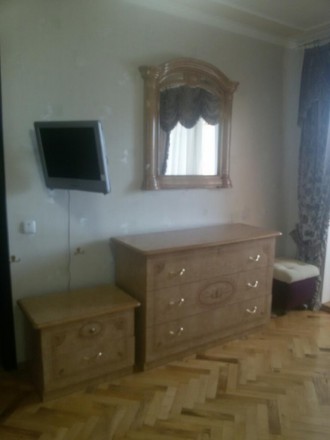 Продается двухкомнатная раздельная квартира,в Дарницком районе,возле метро Дарни. . фото 12