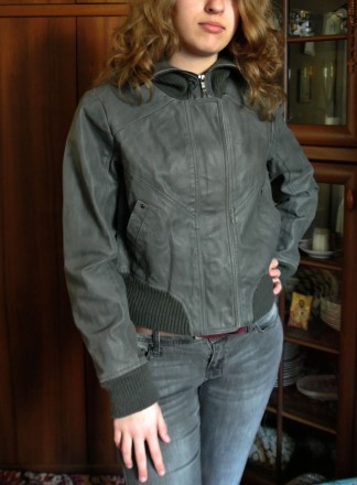 Кожаная куртка, шкіряна курточка, красивого мышиного серого цвета, с манжетами и. . фото 2