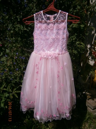 Красивое бальное платье для девочки 9-10 лет. Длина от плеча до низа - 95 см, дл. . фото 2