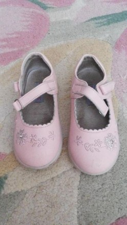 Продам на девочку полностью кожаные туфельки, розового цвета. 24 размер. По стел. . фото 3