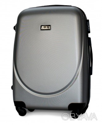 
Предлагаем к покупке средний пластиковый чемодан Fly 310. Чемодан оснащен двуху. . фото 1