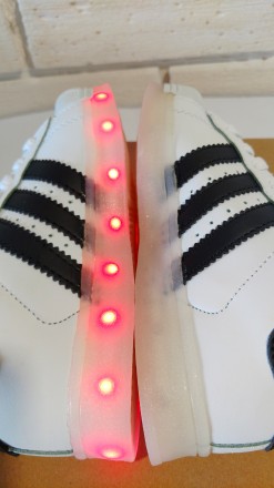 Отличного качества LED кроссовки (с лед подсветкой) реплика Adidas Superstar с ф. . фото 4