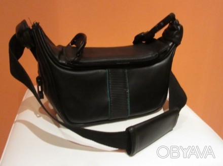 Продам сумку для камеры Sanyo Кожаная, цвет черный Размеры Длина 25; ширина 13; . . фото 1