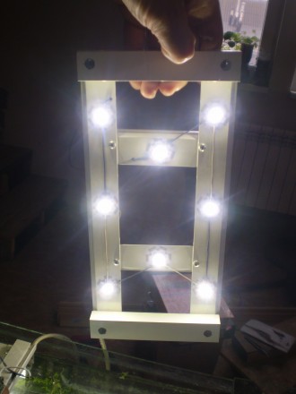 Продам самодельный светодиодный светильник для установки на покровное стекло. Ра. . фото 3