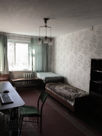 ...продам 2 комнатную квартиру в Чернигове (Пр. Победы), расположена на 2 этаже . Электрон м-н. фото 6