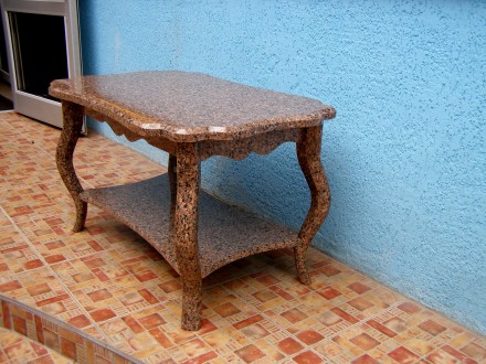 Каменный столик с оригинальным дизайном камня.  Полированный.  Междуреченское ме. . фото 3