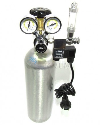 Комплект фирменного эксклюзивного оборудования для автоматической подачи углекис. . фото 2
