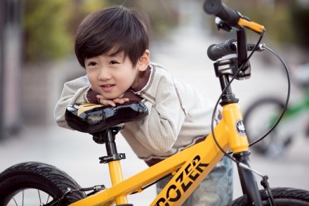 Велосипед для девочек и мальчиков RoyalBaby Bull Dozer 16", жёлтый - обладает от. . фото 4
