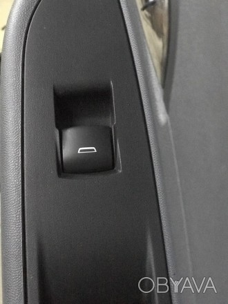 Кнопка управления стеклоподъемником с панелью зад правая дверь Chevrolet Bolt EV. . фото 1