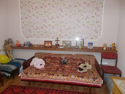 Комната со всеми удобствами, в 2х комнатном жилкопе, есть мебель, холодильник, т. Заводской. фото 2