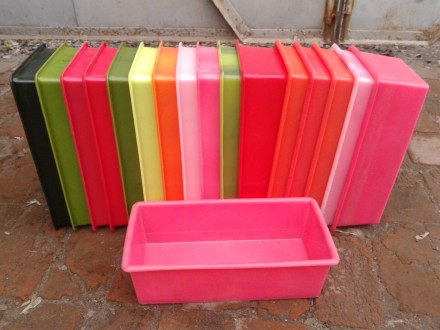 пластиковые коробки для рассады или других целей
длинна - 33.7 см
ширина - 16.. . фото 2