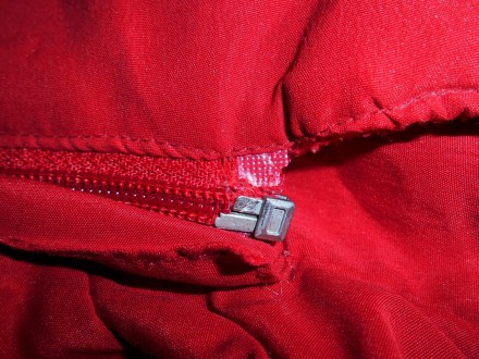 Теплая детская красная куртка с капюшоном 
Размер:   104 / 2-4 года.   
Ткань . . фото 6