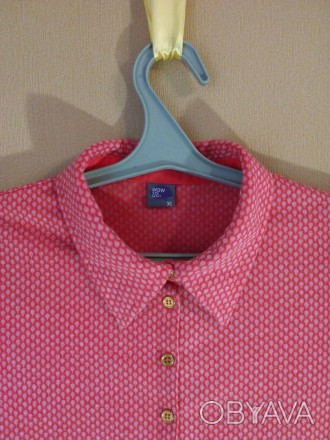 Женская футболка поло розового цвета.
50% Котон, 50% Полиэстер.
Длинна: 59 см.. . фото 1