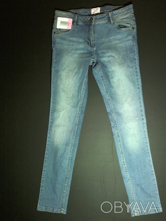 Новые качественные джинсы для девочки!
Размер: 164 см. (вполне подойдет и на же. . фото 1