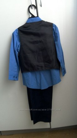 Продам строгий очень красивый и качественный костюм  KENNETH COLE,р.4,привезен с. . фото 4