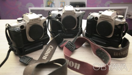 Фотоапарат японський плівковий CANON EOS 50e з бустером у відмінному робочому ст. . фото 1