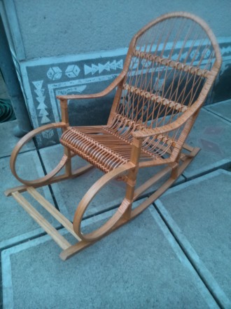 Кресло - качалка плетеная из лозы (выдерживает 100 кг. и более). Изготовлено в З. . фото 4