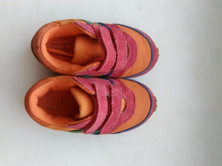 Продам кроссовки на девочку, 22 размера на липучках, фирмы ZARA.Длина подошвы 16. . фото 2
