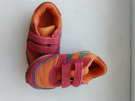 Продам кроссовки на девочку, 22 размера на липучках, фирмы ZARA.Длина подошвы 16. . фото 4