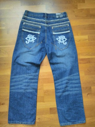 Продам мужские джинсы в новом состоянии, W36 (размер 36)

Фирма ROCAWEAR

Дл. . фото 3
