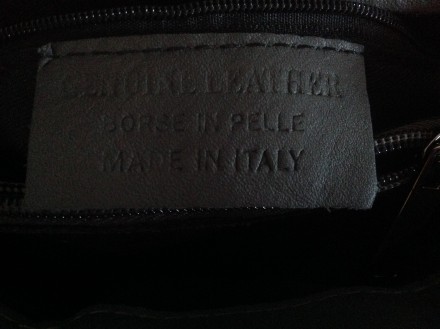 Качественная итальянская сумочка, натуральная кожа.
Размеры: Ш22хД17хГ8
Ремешо. . фото 7