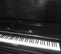 Продаем пианино Киевского музкомбината. 1950 года выпуска.Черное В хорошем состо. . фото 3