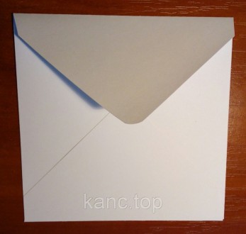 Конверт из белого картона, плотность 170 грамм. Треугольный клапан. Подходит под. . фото 3