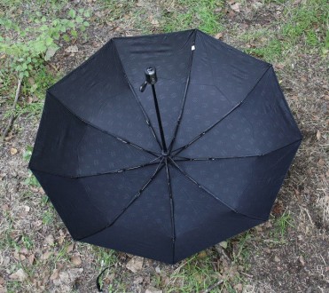 Для любителей элегантных аксессуаров представляем зонт черного цвета.
Компактный. . фото 4
