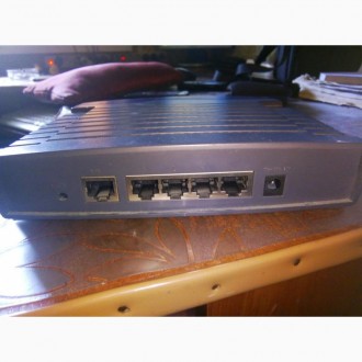 Роутер Cable/DSL.Router. TR-LINK. TL-R460. -1шт 350грн. . фото 6