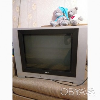 Телевизор LG. 21FE6AG-TH, ADRLLAY, 230в. 75вт. Покупали новую в магазине с гаран. . фото 1