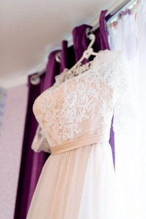 Продам нежное свадебное платье айвори-беж с прозрачными рукавами и лёгким шлейфо. . фото 4