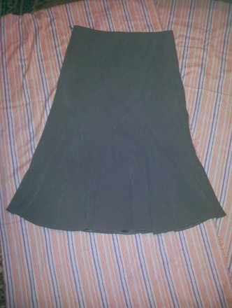 Продам длинную женскую юбку (16 ), в отличном состоянии! Цвет больше серо-коричн. . фото 5