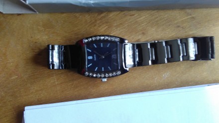 часы женские LBVYR новые черного цвета браслет покрыт лаком.. . фото 3