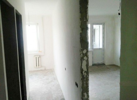 Трехкомнатная квартира с базовым ремонтом на Малиновского/Гайдара по цене ниже р. Малиновский. фото 6