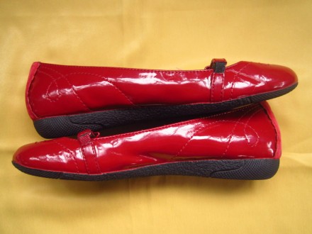 Фирменные красивенные кожаные балетки Esprit красного цвета в отличном состоянии. . фото 8