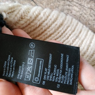 Объемный свитер, тёплая кофта от H&M/черная с бежевым/шерсть оверсайз
Размер ук. . фото 8