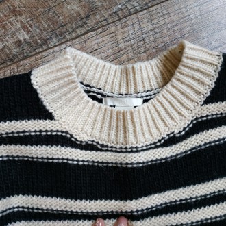 Объемный свитер, тёплая кофта от H&M/черная с бежевым/шерсть оверсайз
Размер ук. . фото 6