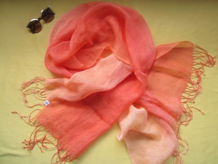Новый красивенный палантин, шарф, 100% лён, деграде - переход цвета, Италия, Сто. . фото 2