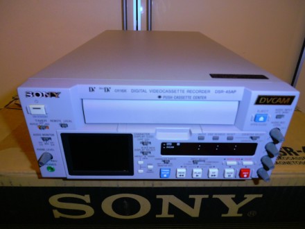 SONY DSR-45AP

Профессиональный компактный DVCAM видеомагнитофон

- Формат D. . фото 5