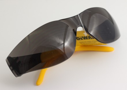 Качественные защитные очки от DeWALT. Оригинал из США, абсолютно новые.

Эргон. . фото 5