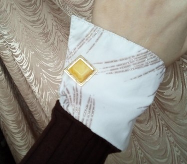 Состояние - новый, латунь, медовый янтарь.
Длина зажима для галстука 6.7 см
Ор. . фото 3