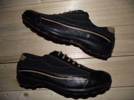 Продаю фірмове, оригінальне і найголовніше - якісне взуття з США
Туфлі фірми "W. . фото 2