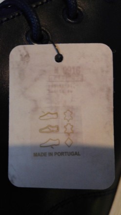 Ботинки КОЖАНЫЕ, сделаны в Португалии, ОРИГИНАЛ!
Подкладка - кожа (см. фото)

. . фото 6